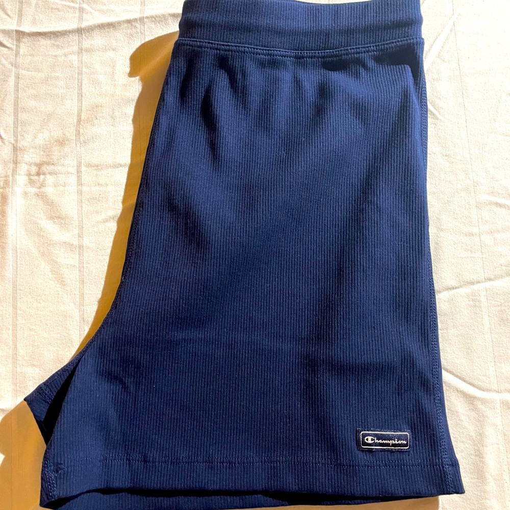 Champion XL Navy Shorts with elastic band.